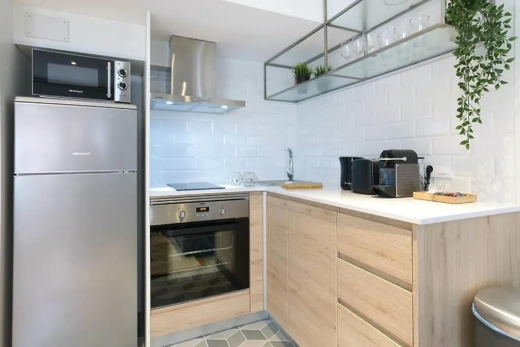Eiffel Bridge Boutique Apartment Girona